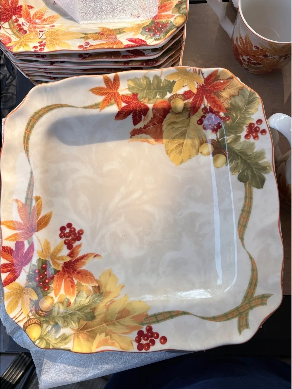 Dinner Plates 222 Fifth Autumn Celebration Leaves Design Square Set of 8